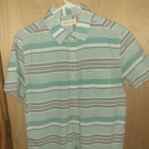 Lrg Aeropostle short sleeved button down